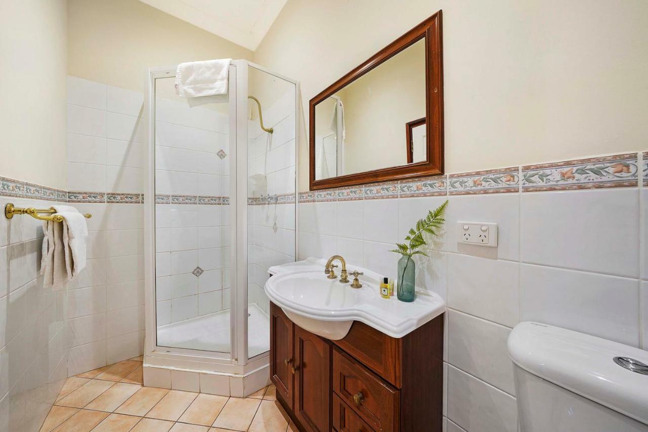 Fremantle Port Mill Bed & Breakfast - Unique Accommodation Екстер'єр фото